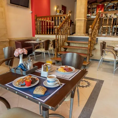 Anita Hotel